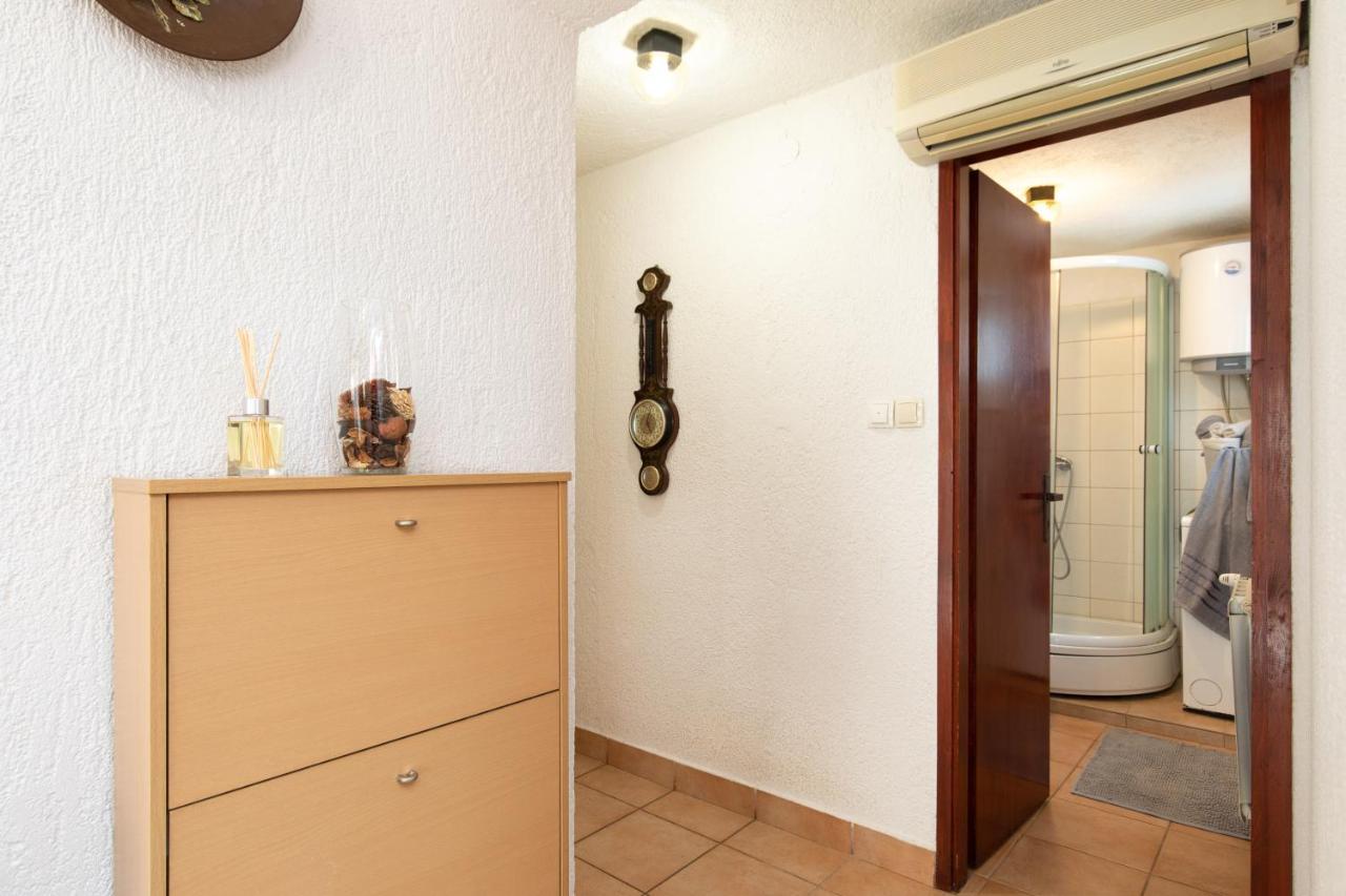 Apartman Umpa 오미살즈 외부 사진